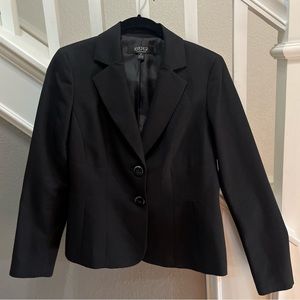 Kasper women’s professional blazer size 6